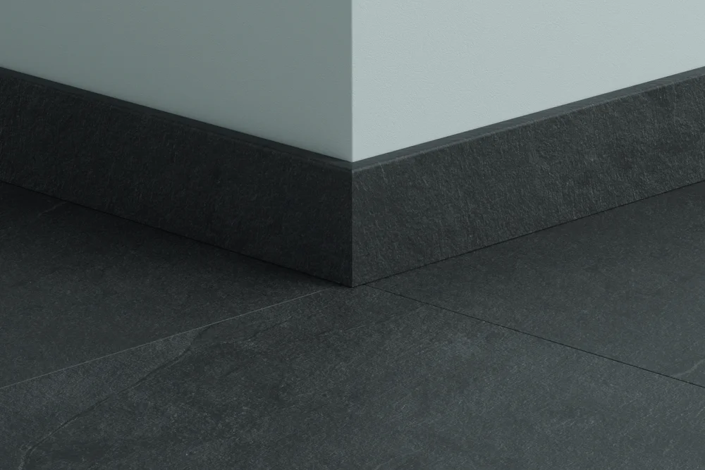 Sokkellist vinyl 2400x12x58mm black scivaro slate v:6915150 Sokkellist vinyl 2400x12x58mm black scivaro slate v:6915150