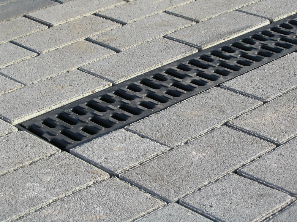 Drensrenne uten rist 1 meter | ACO Hexaline i PP for harde dekker v:6819262