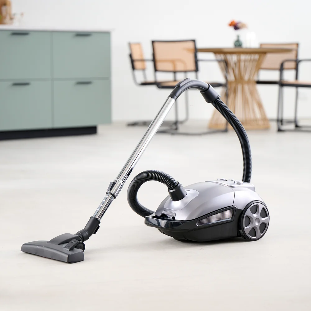 DAY STØVSUGER 700W SORT/GRÅ v:6145507 DAY STØVSUGER 700W SORT/GRÅ v:6145507