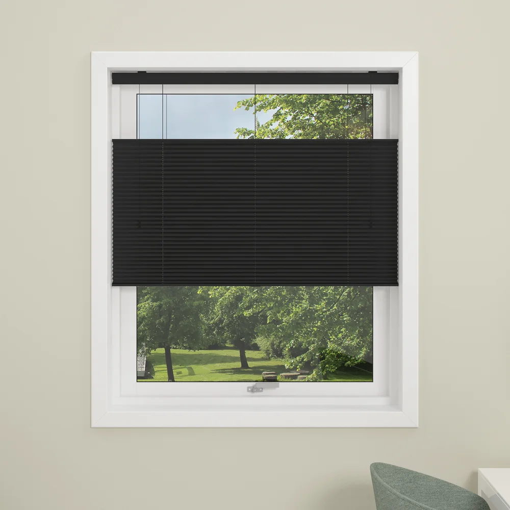 DEBEL PLISSÉGARDIN TOUCH SPLIT LYSDEMPENDE SORT 90X210 v:2073533 DEBEL PLISSÉGARDIN TOUCH SPLIT LYSDEMPENDE SORT 90X210 v:2073533