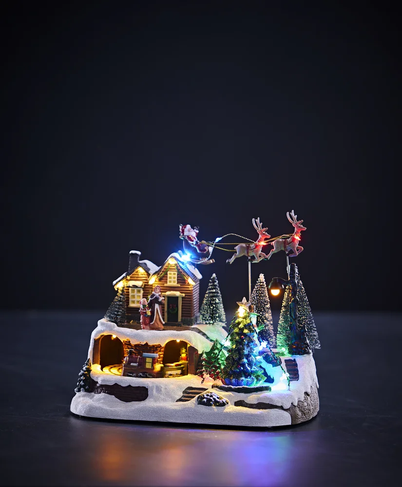 Juleby Flygende Julenisse 23,5x16x20 cm v:3668797